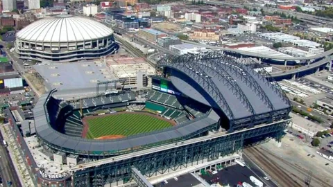 摩根-罗杰斯：加盟曼城荣耀时刻，昔日表现未能达标